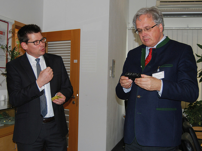 O presidente do governo regional Hillenbrand visita a ept