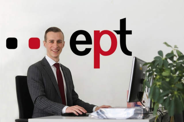 Schreibtisch ept